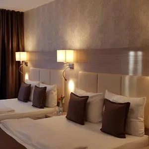 2* Otel Budapester Hof